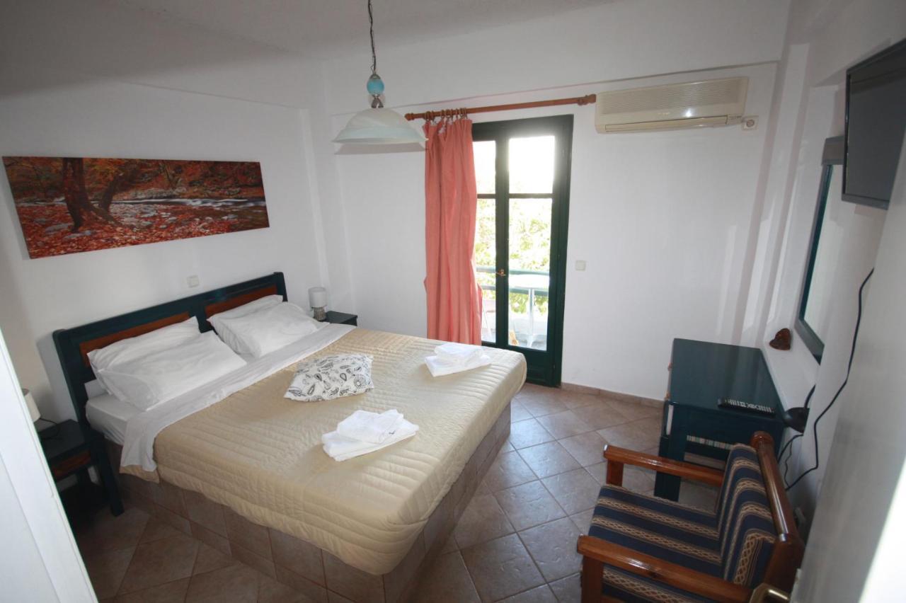 Cyclades Beach Apartments Chrisopigi  Экстерьер фото
