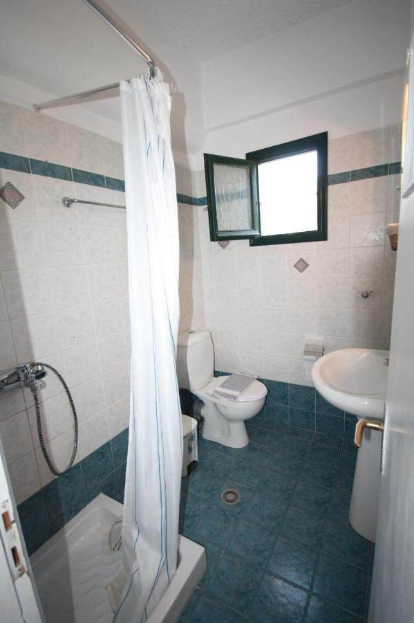 Cyclades Beach Apartments Chrisopigi  Экстерьер фото