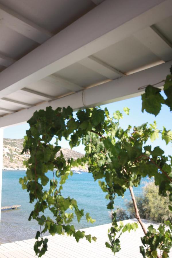 Cyclades Beach Apartments Chrisopigi  Экстерьер фото