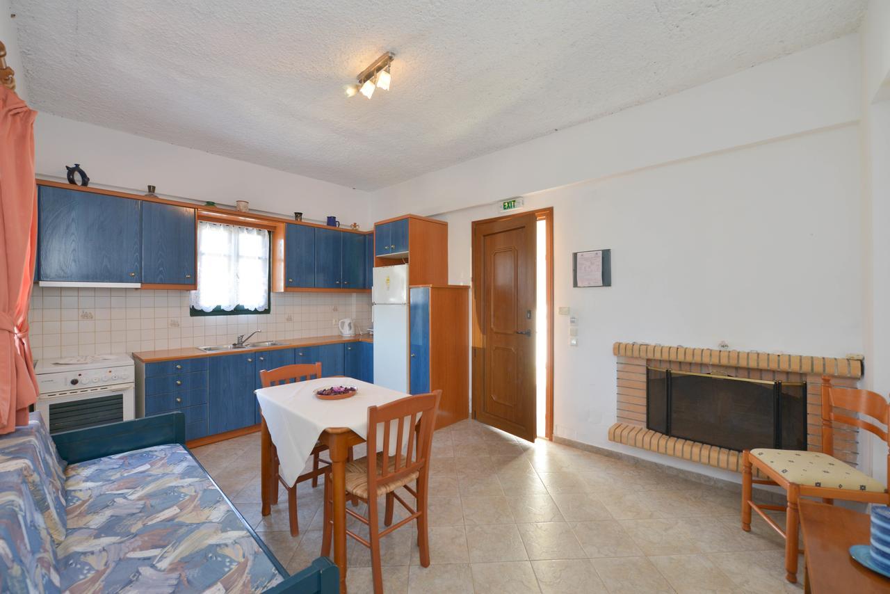 Cyclades Beach Apartments Chrisopigi  Экстерьер фото
